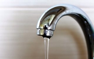 Comment nettoyer une conduite d'eau à la maison
