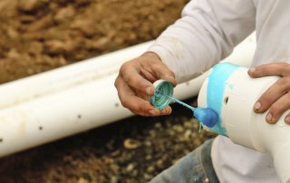 How to seal a sewer pipe