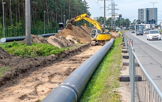 Laying water pipelines