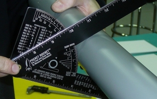 كيفية قياس قطر الأنبوب